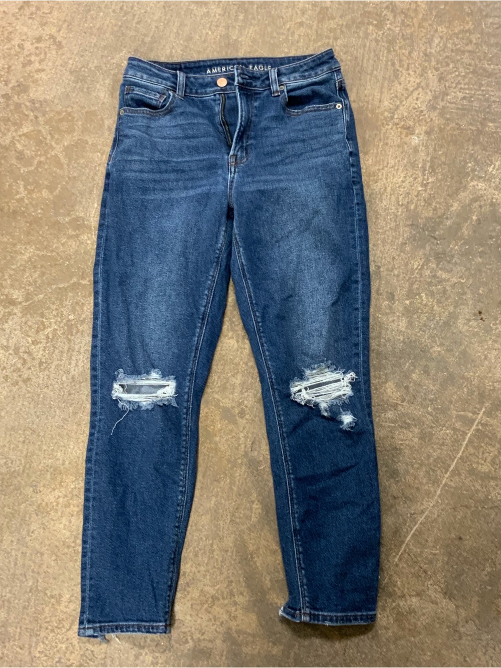 American Eagle Outfitters Women’s denim Distressed High-Rise straight leg Jean